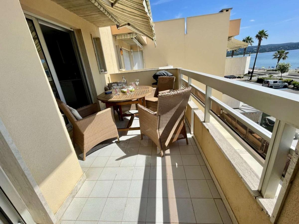Superbe Apt 2P Front De Mer Pour 4 Pers Avec Terrasse - Cavalaire-Sur-Mer - Fr-1-226B-162 エクステリア 写真